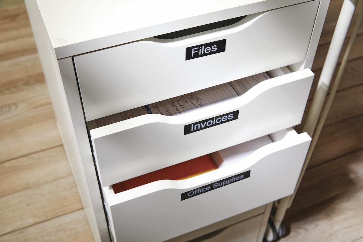 S0720910 Dymo D1 19mm x 7m White on Black (45811)