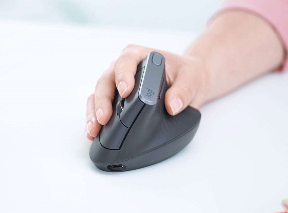 ComputerFood blog image showing a Logitech ergonomic mouse