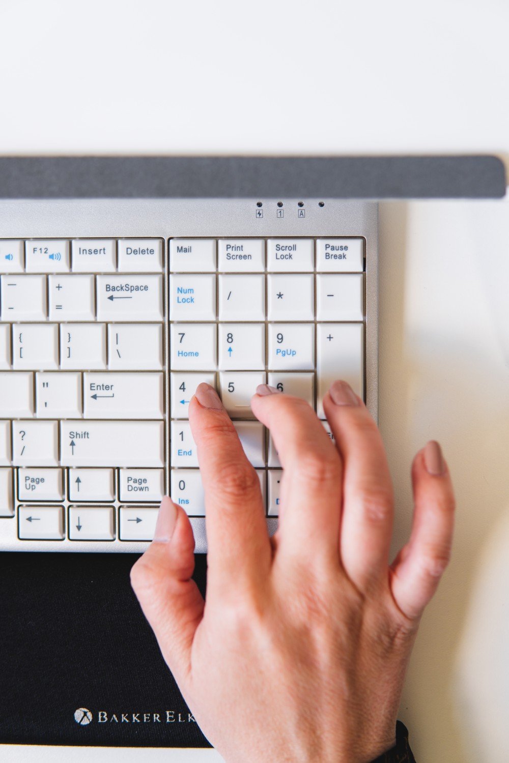 Ultraboard 960 Standard Compact Wired Keyboard