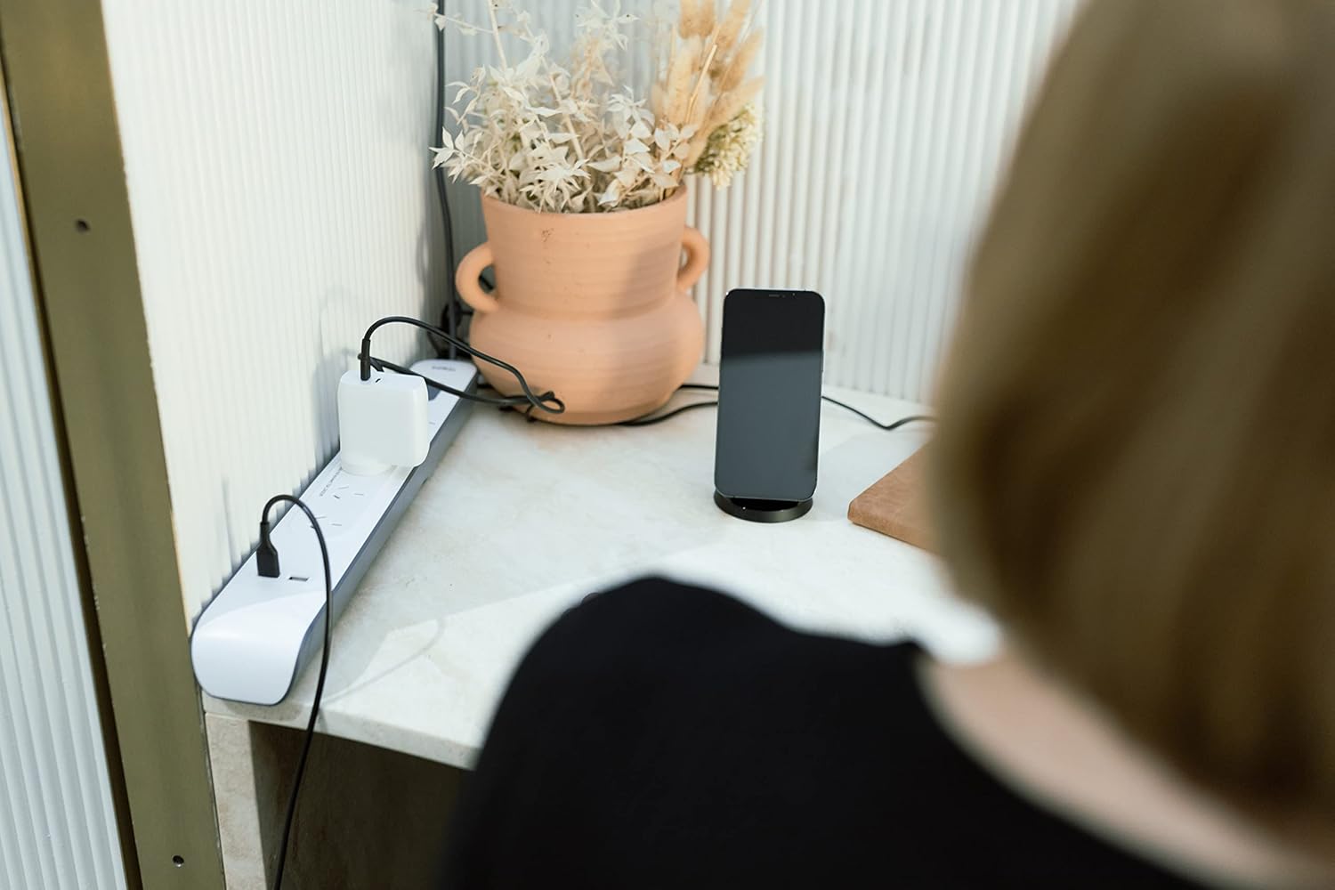 Belkin Surge Protector 4-Way 2m Cord with USB Charging