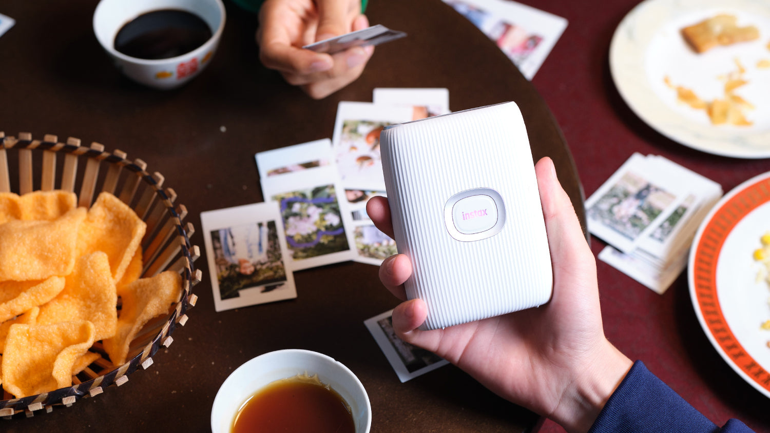 Instax mini Link 2 White Limited Edition Gift Pack