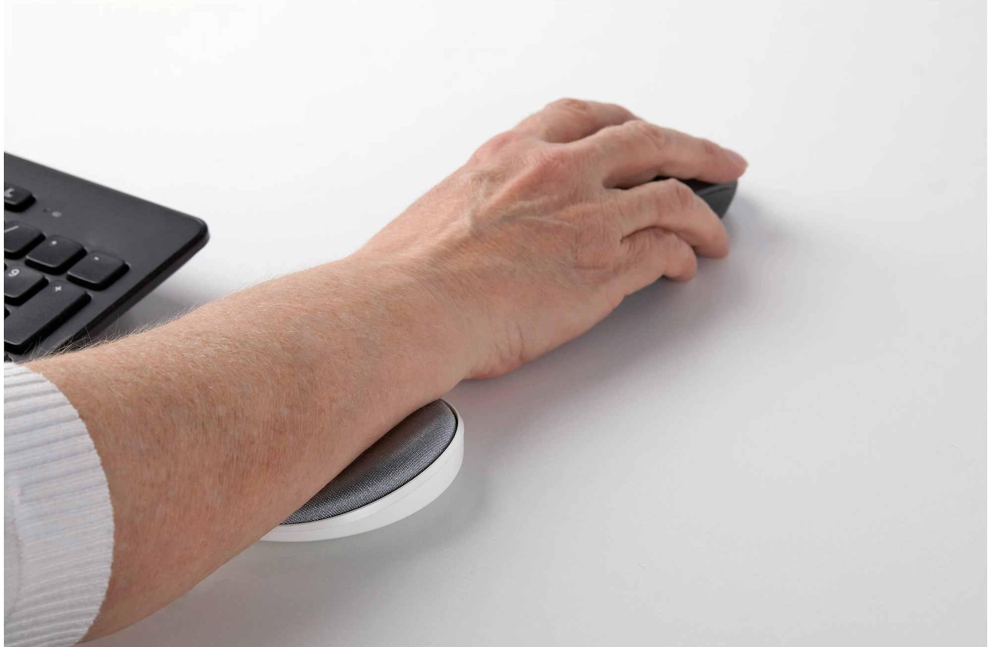StarTech Ergonomic Wrist Pad